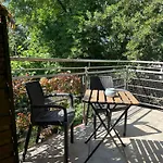 Sara Z Balkonem Appartement *