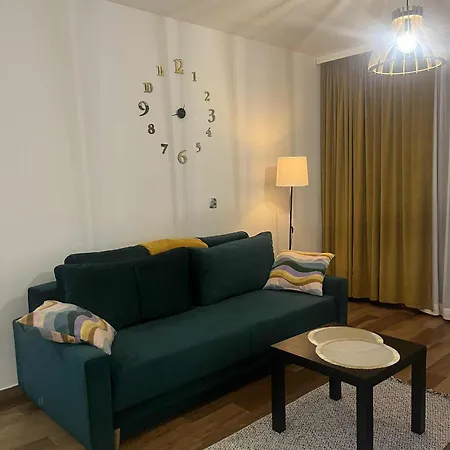 Sara Z Balkonem * Oleśnica