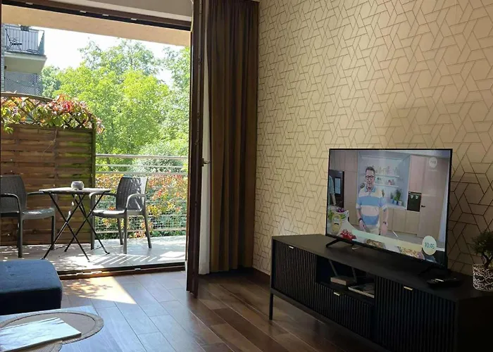 Sara Z Balkonem Oleśnica